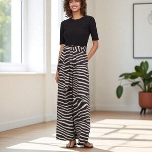 H&M  Chic Zebra Print Paperbag Waist Wide Leg Pants with Pockets